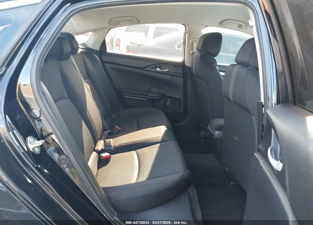 2016 HONDA CIVIC LX VIN: 19XFC2F56GE217621