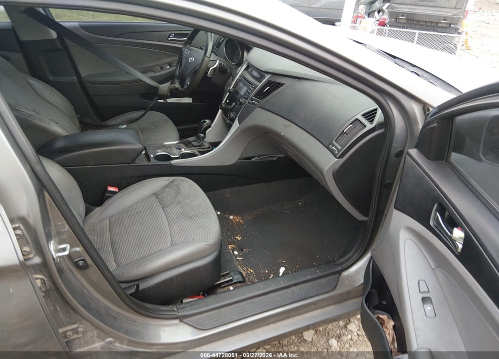 2012 HYUNDAI SONATA SE 2.0T VIN: 5NPEC4ABXCH477417
