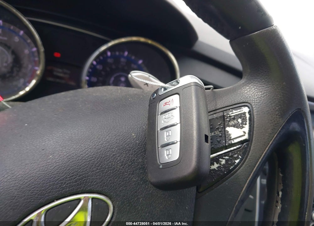 2012 HYUNDAI SONATA SE 2.0T VIN: 5NPEC4ABXCH477417