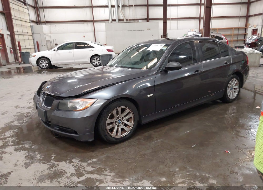 2007 BMW 328I VIN: WBAVA33537KX75111