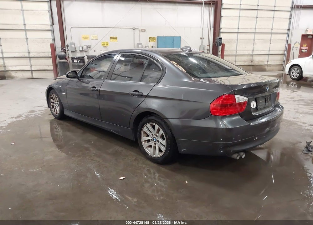 2007 BMW 328I VIN: WBAVA33537KX75111
