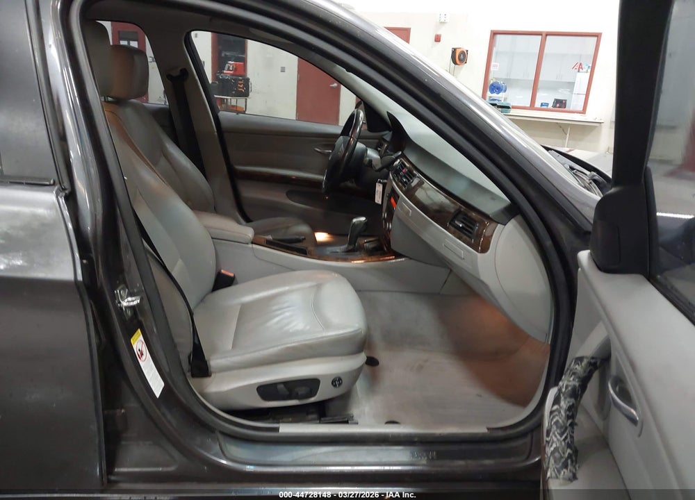 2007 BMW 328I VIN: WBAVA33537KX75111
