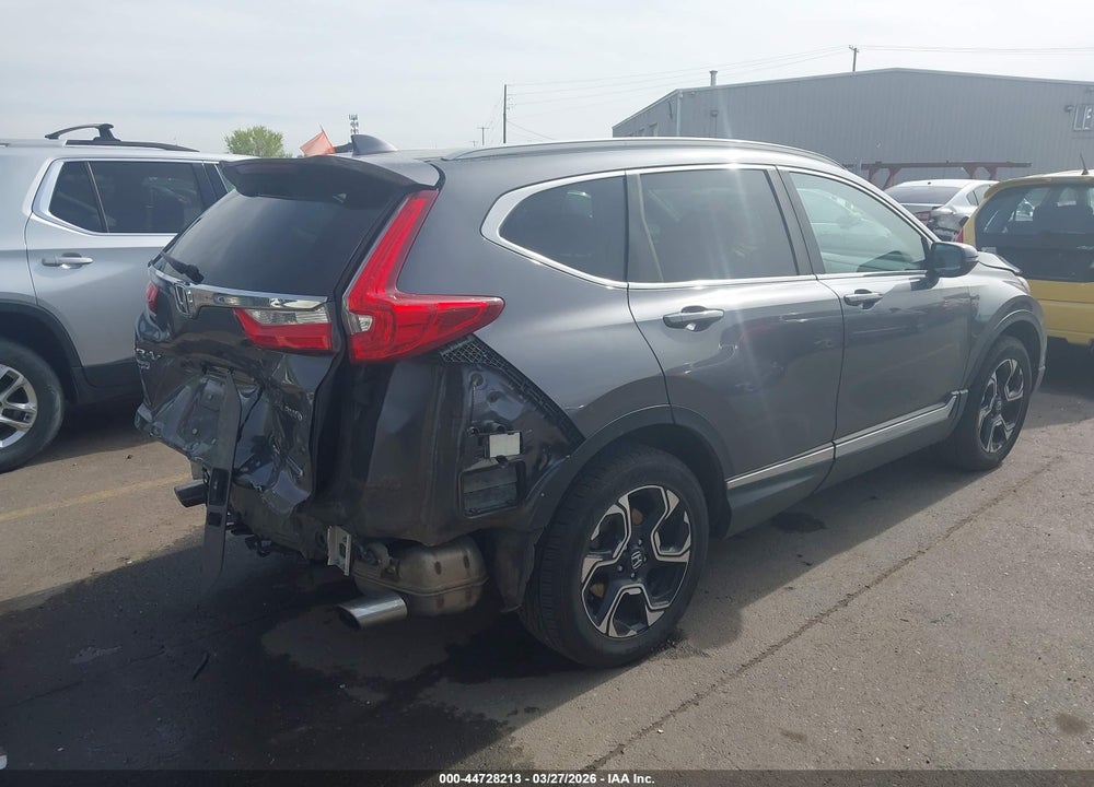 2017 HONDA CR-V TOURING VIN: 2HKRW2H94HH614438