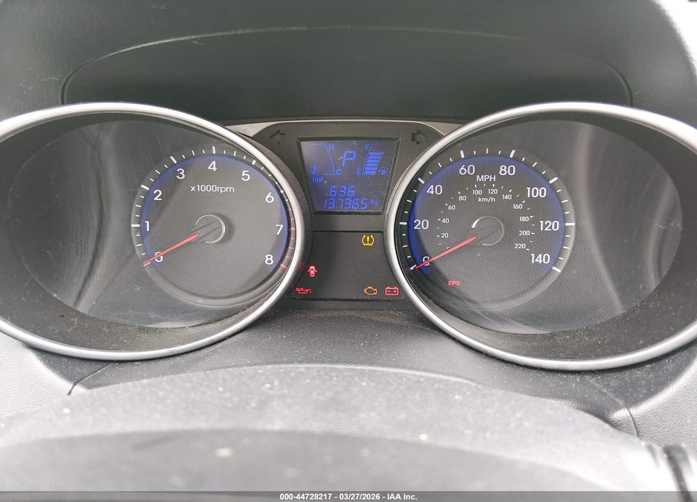 2011 HYUNDAI TUCSON GL VIN: KM8JT3AB1BU145598