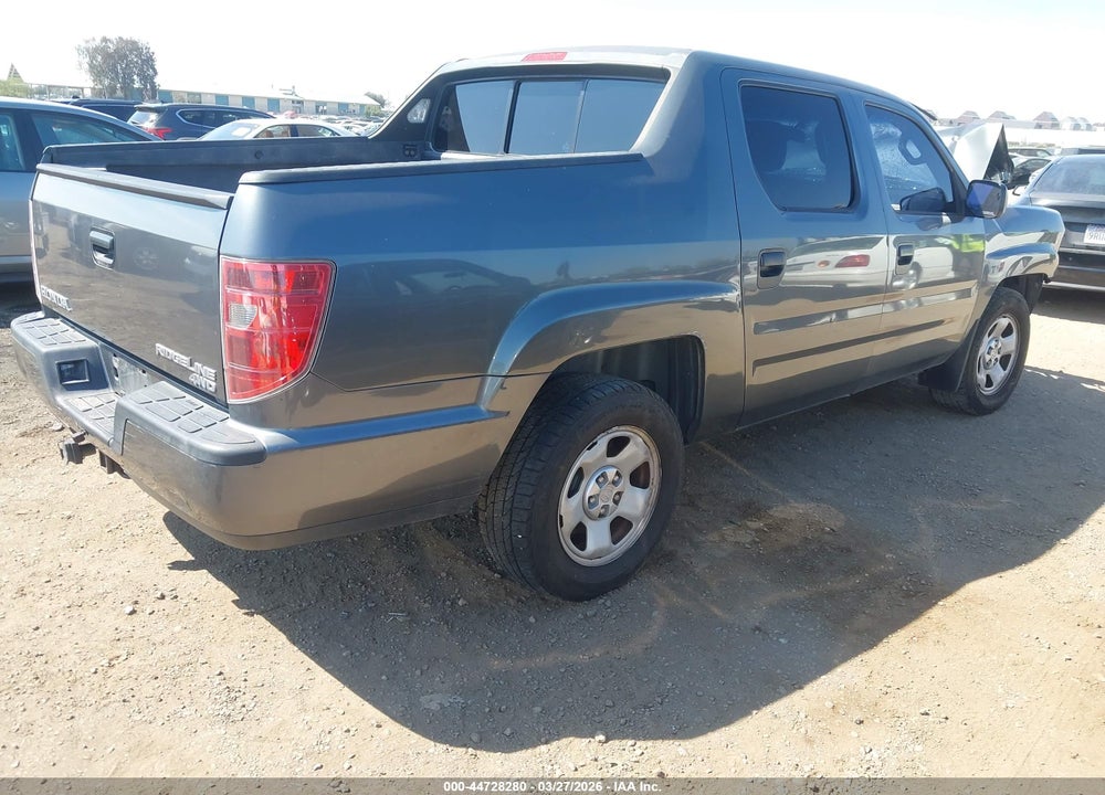 2011 HONDA RIDGELINE RT VIN: 5FPYK1F2XBB003009