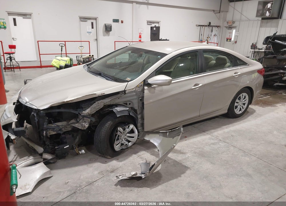 2011 HYUNDAI SONATA VIN: 5NPEB4AC4BH153793