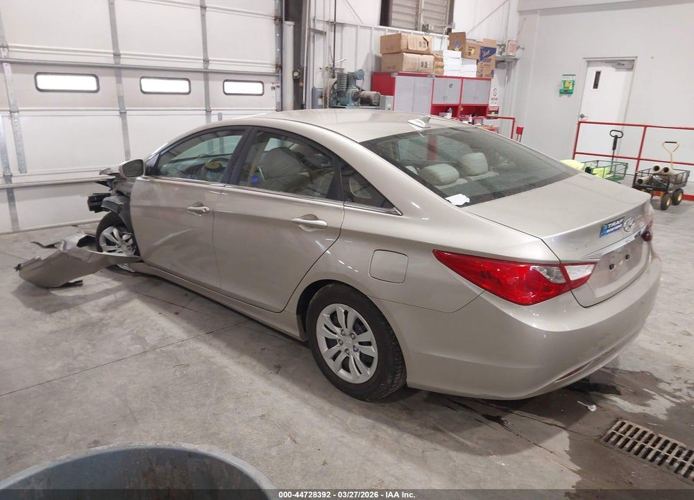 2011 HYUNDAI SONATA VIN: 5NPEB4AC4BH153793