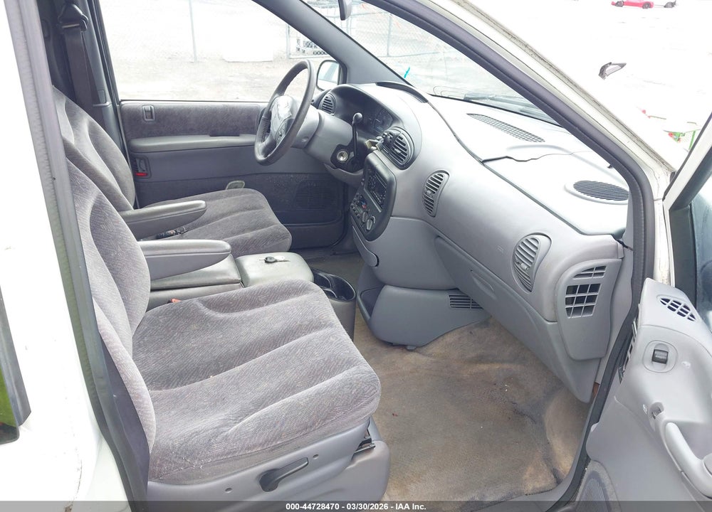 1999 DODGE GRAND CARAVAN SE VIN: 1B4GP44G9XB918558