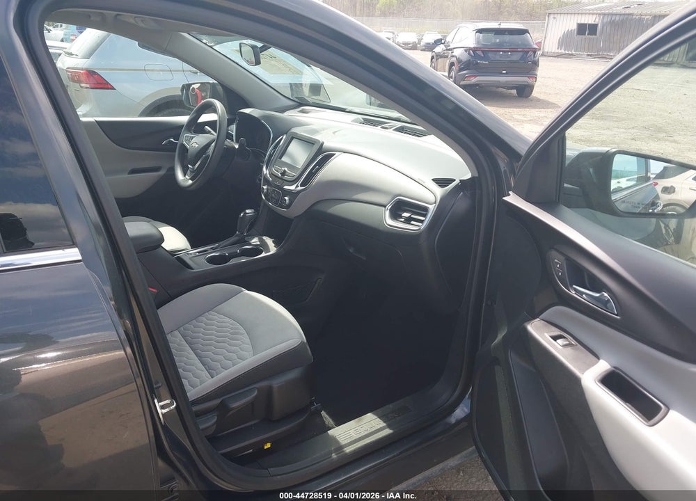 2018 CHEVROLET EQUINOX LT VIN: 2GNAXKEX6J6221426
