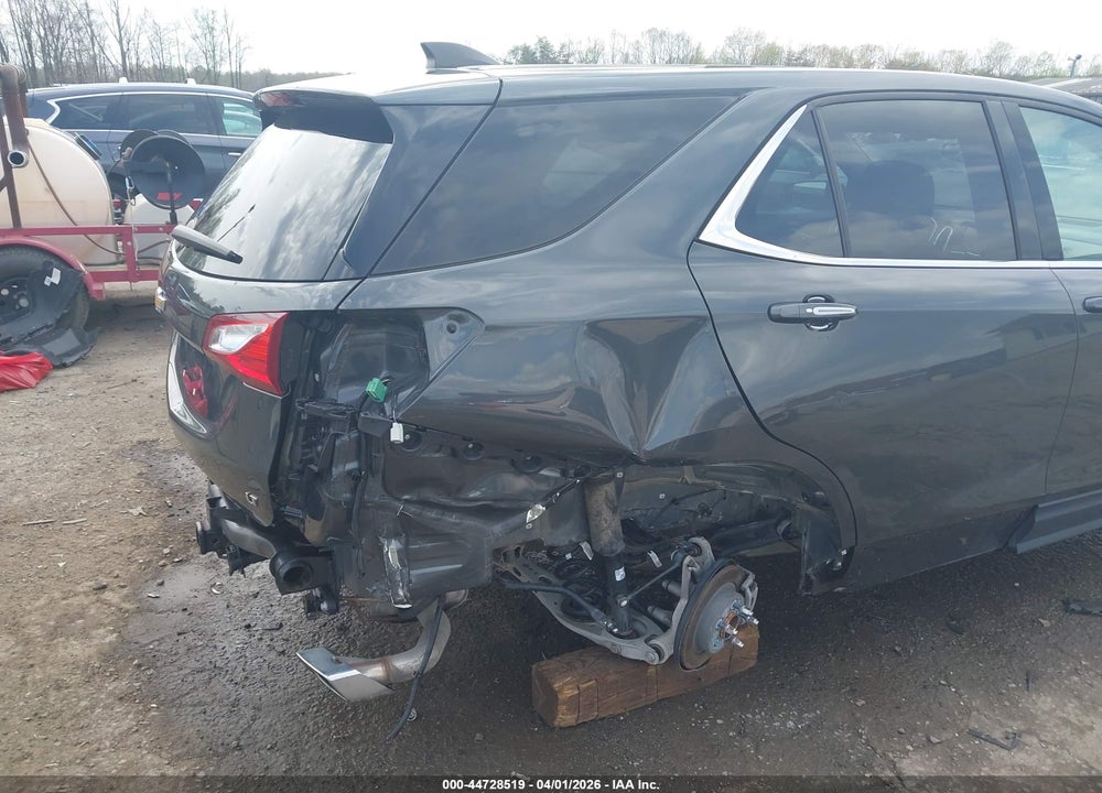 2018 CHEVROLET EQUINOX LT VIN: 2GNAXKEX6J6221426