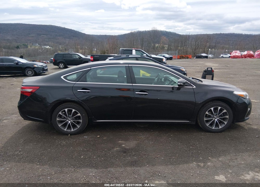 2017 TOYOTA AVALON XLE VIN: 4T1BK1EB5HU250031