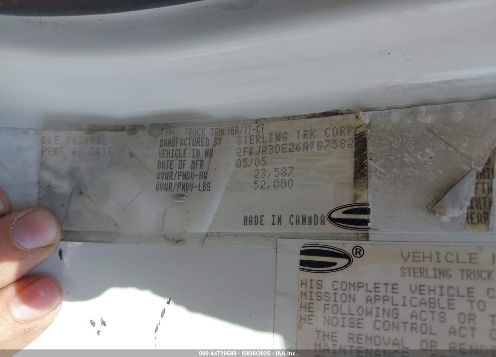 2006 STERLING TRUCK AT 9500 VIN: 2FWJA3DE26AV87582