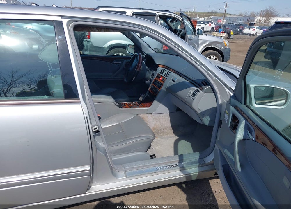 2001 MERCEDES-BENZ E 430 4M VIN: WDBJF83JX1X049459
