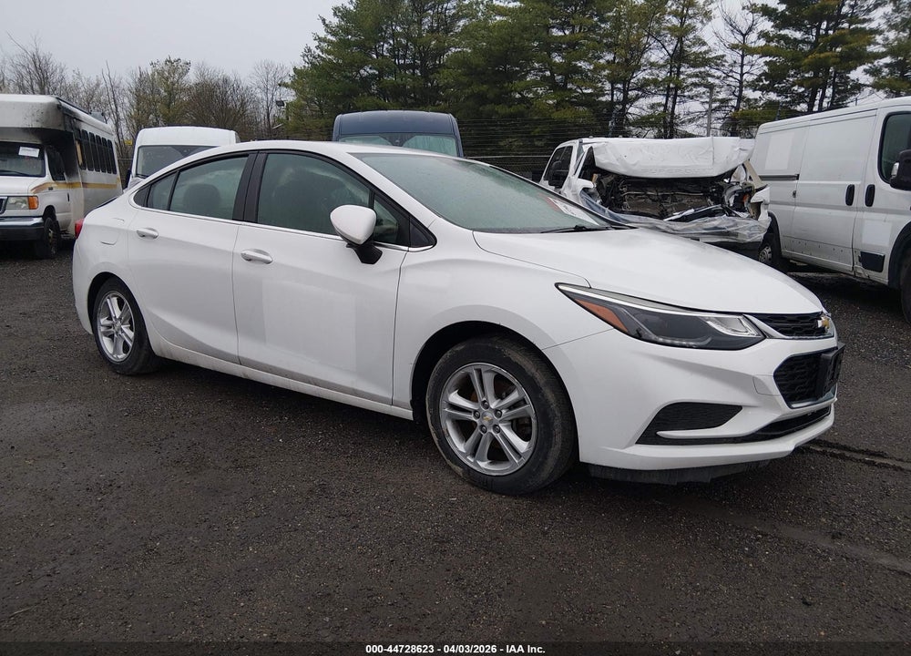 2018 CHEVROLET CRUZE LT AUTO VIN: 1G1BE5SM2J7215534