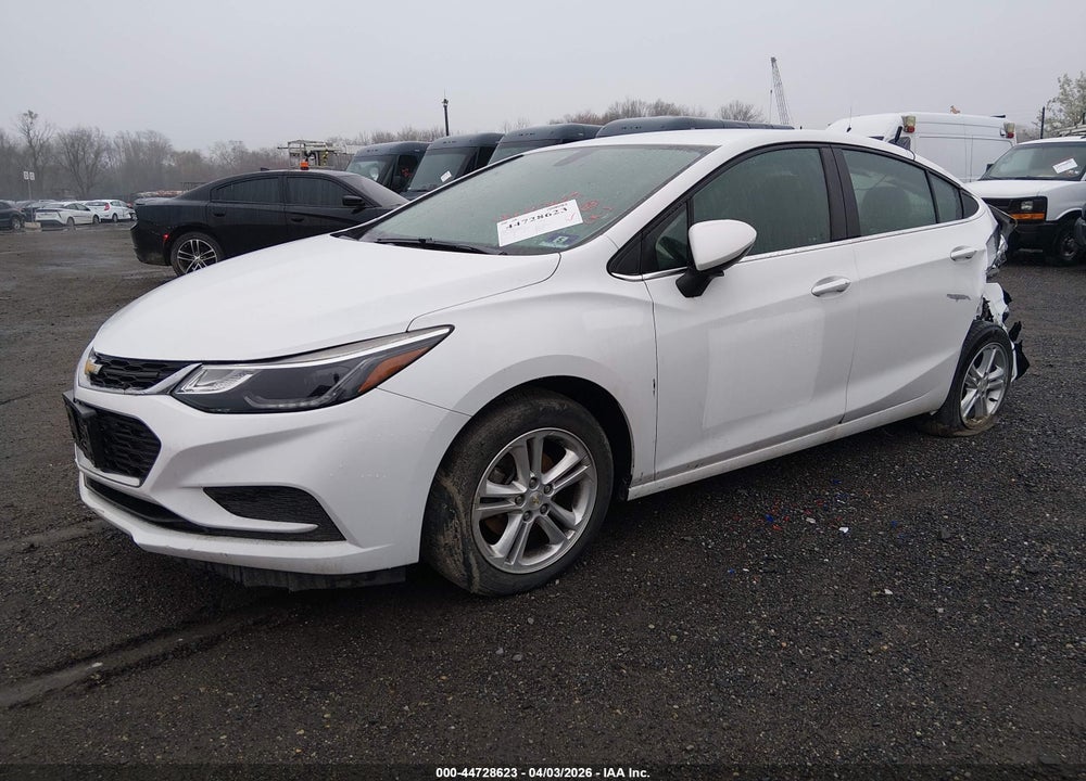 2018 CHEVROLET CRUZE LT AUTO VIN: 1G1BE5SM2J7215534
