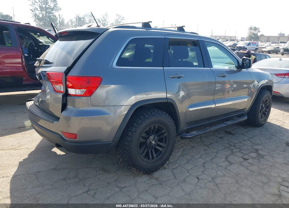2013 JEEP GRAND CHEROKEE LAREDO VIN: 1C4RJFAG1DC568684