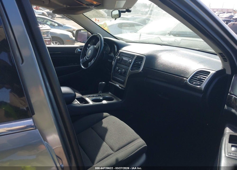 2013 JEEP GRAND CHEROKEE LAREDO VIN: 1C4RJFAG1DC568684