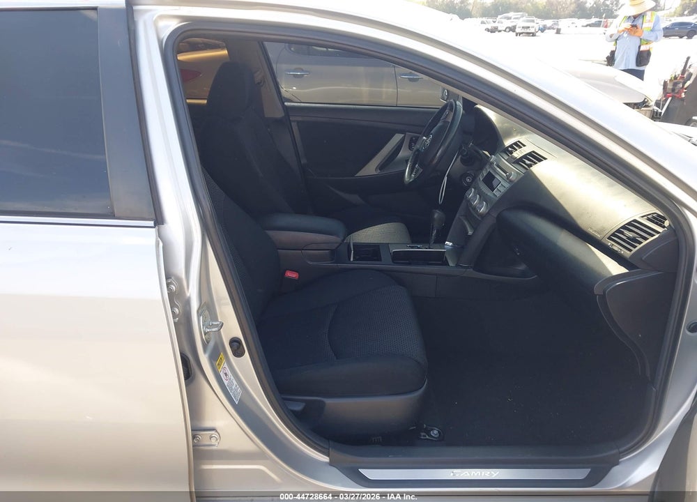 2011 TOYOTA CAMRY SE VIN: 4T1BF3EK6BU629451