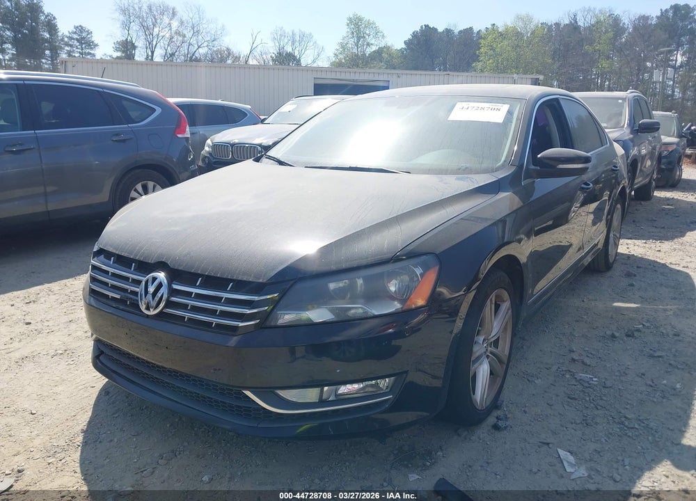 2013 VOLKSWAGEN PASSAT 2.0L TDI SE VIN: 1VWBN7A35DC052575