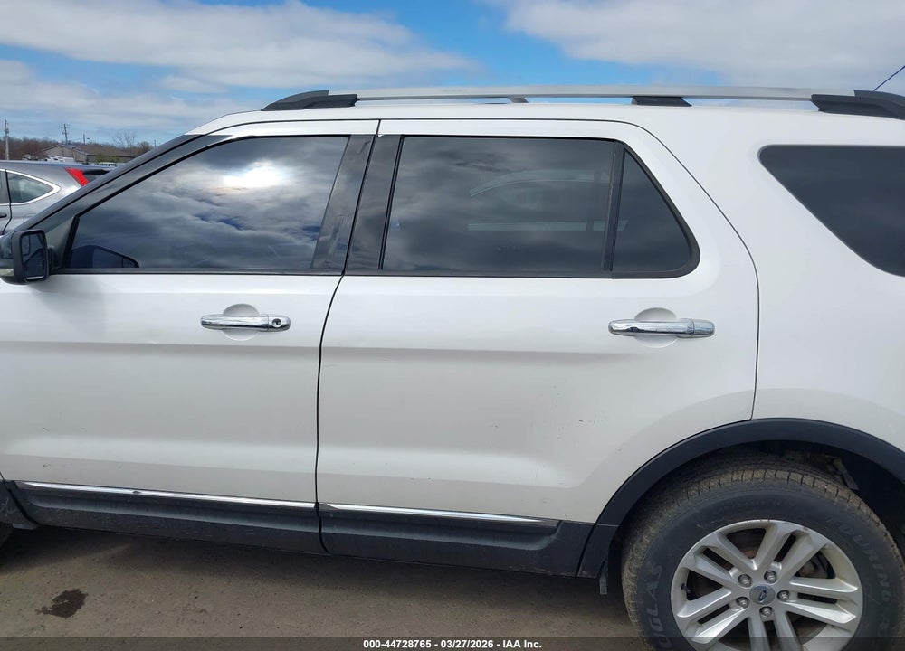 2011 FORD EXPLORER XLT VIN: 1FMHK8D85BGA19631