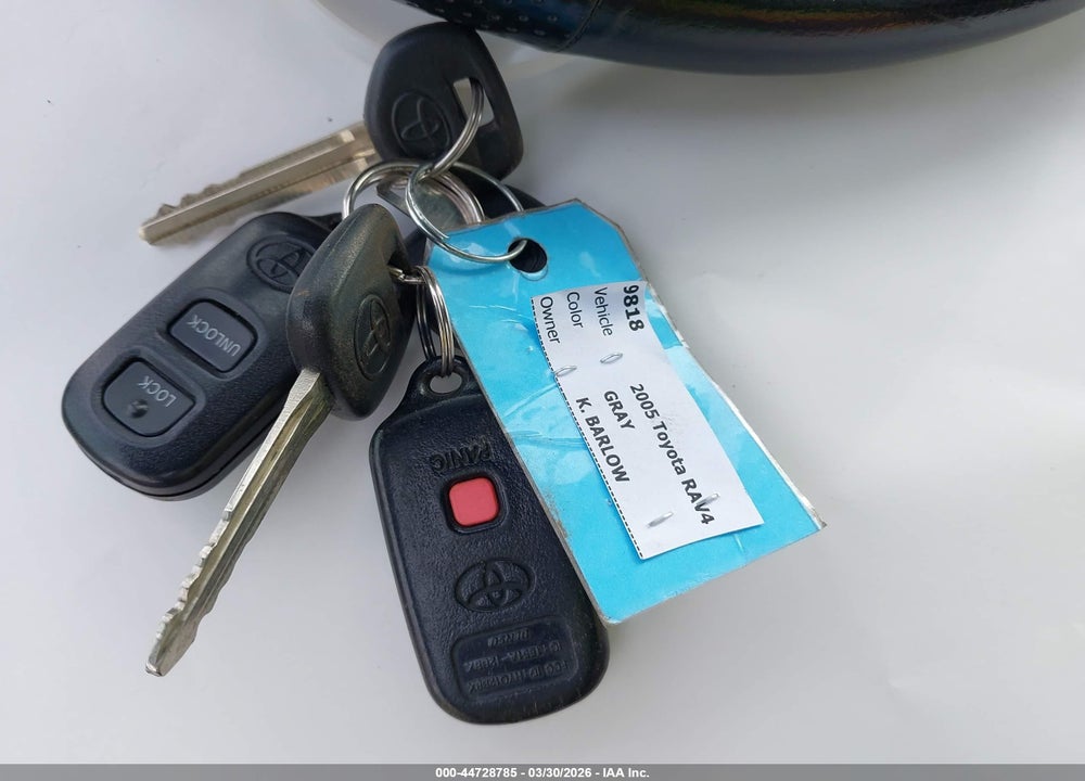 2005 TOYOTA RAV4 VIN: JTEHD20V750062156