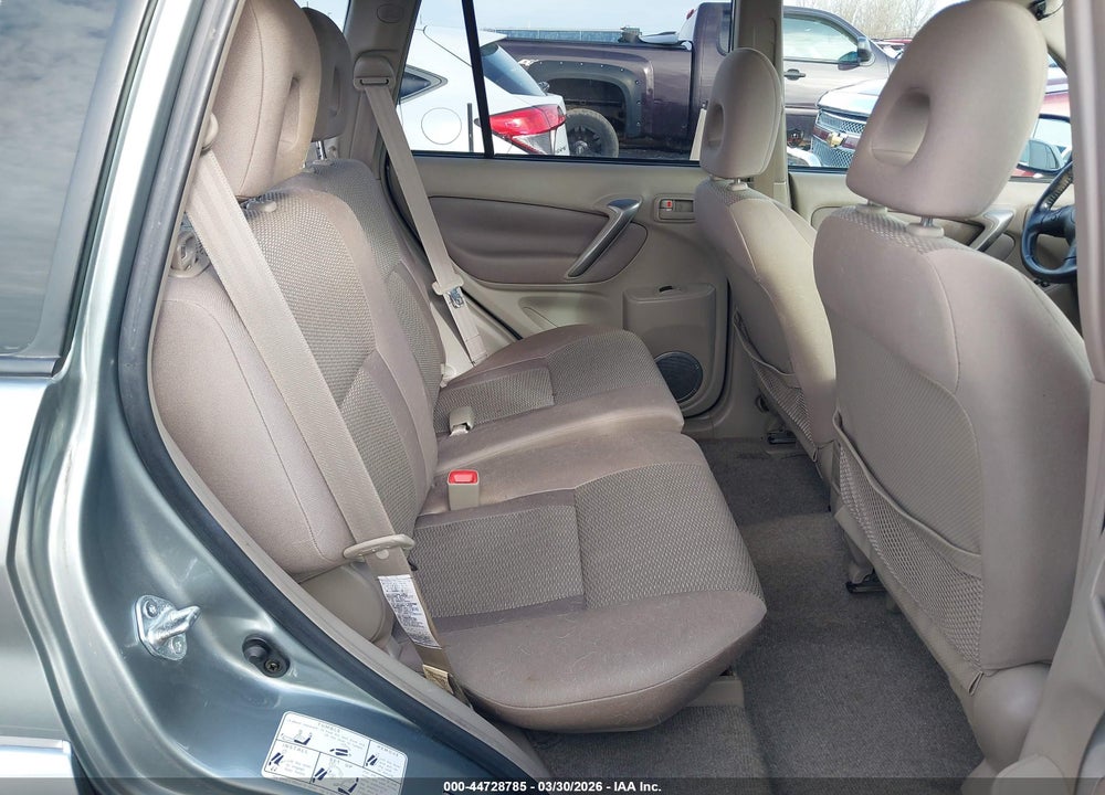 2005 TOYOTA RAV4 VIN: JTEHD20V750062156