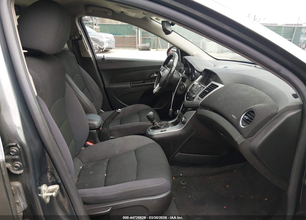 2013 CHEVROLET CRUZE 1LT MANUAL VIN: 1G1PD5SB2D7236024