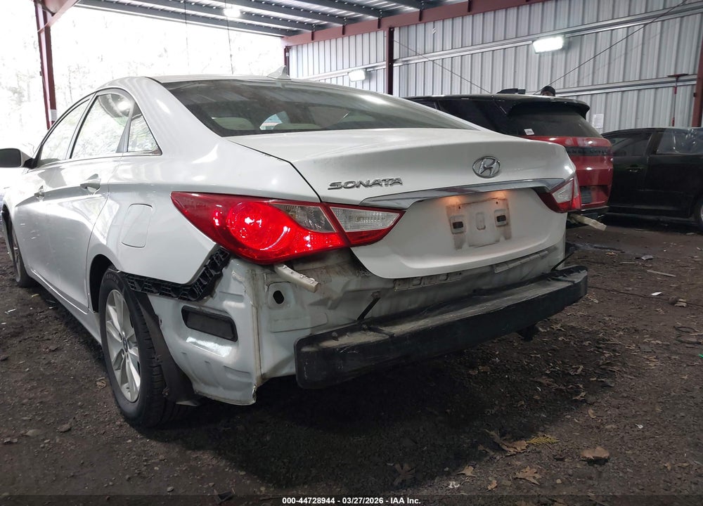 2013 HYUNDAI SONATA GLS VIN: 5NPEB4ACXDH668834