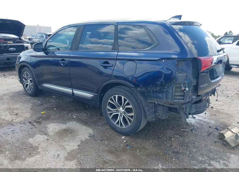 2018 MITSUBISHI OUTLANDER ES VIN: JA4AD2A39JZ002060