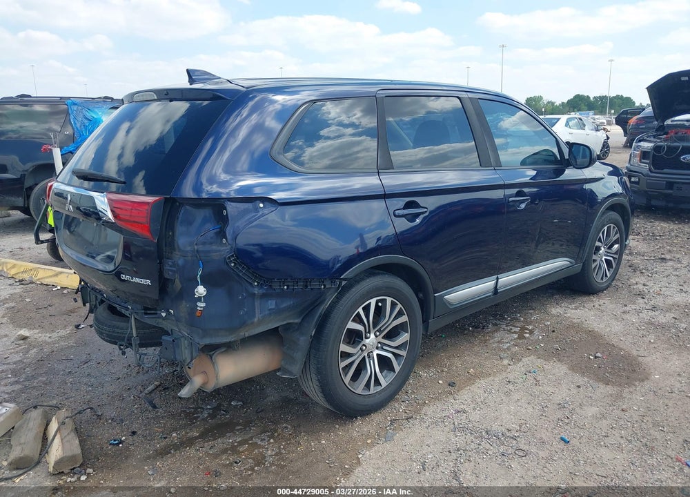 2018 MITSUBISHI OUTLANDER ES VIN: JA4AD2A39JZ002060