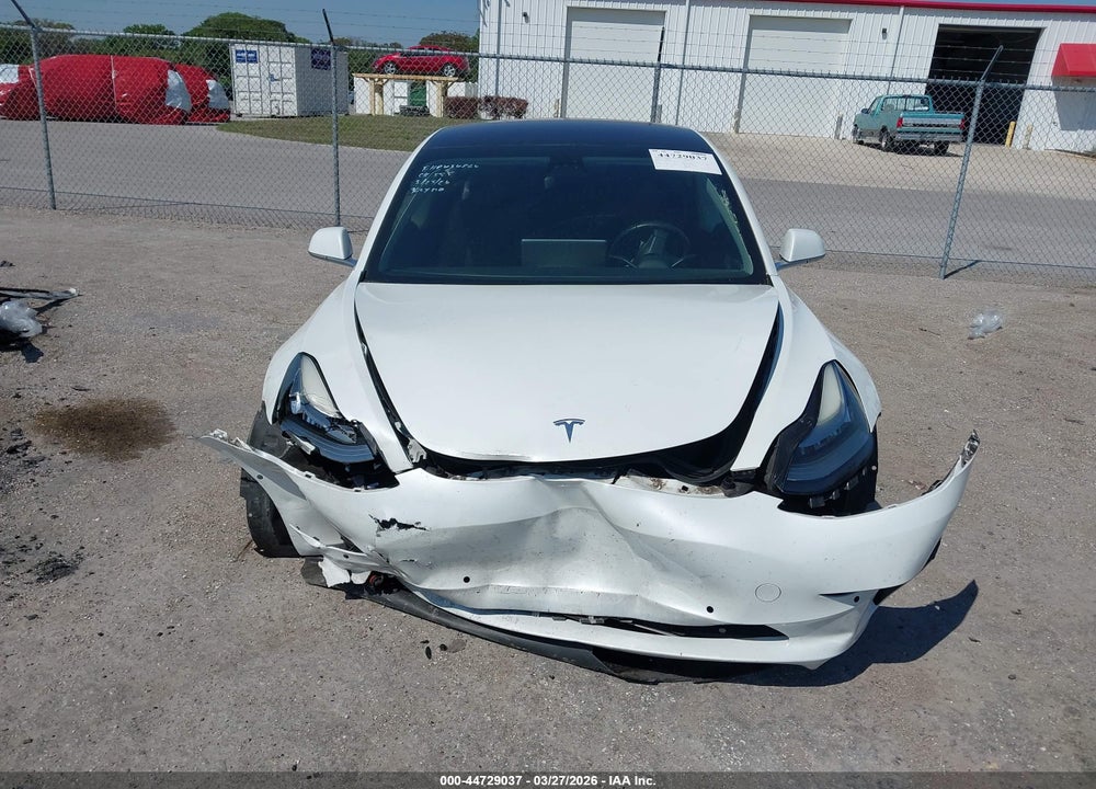 2018 TESLA MODEL 3 LONG RANGE/MID RANGE VIN: 5YJ3E1EA3JF017335