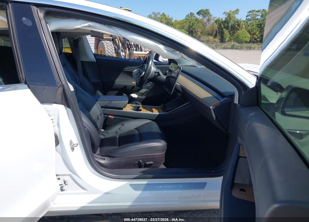 2018 TESLA MODEL 3 LONG RANGE/MID RANGE VIN: 5YJ3E1EA3JF017335