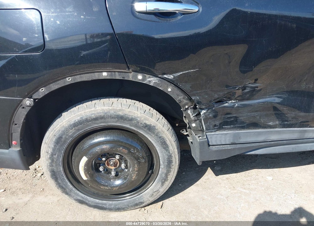 2017 NISSAN ROGUE SV VIN: 5N1AT2MV4HC741027