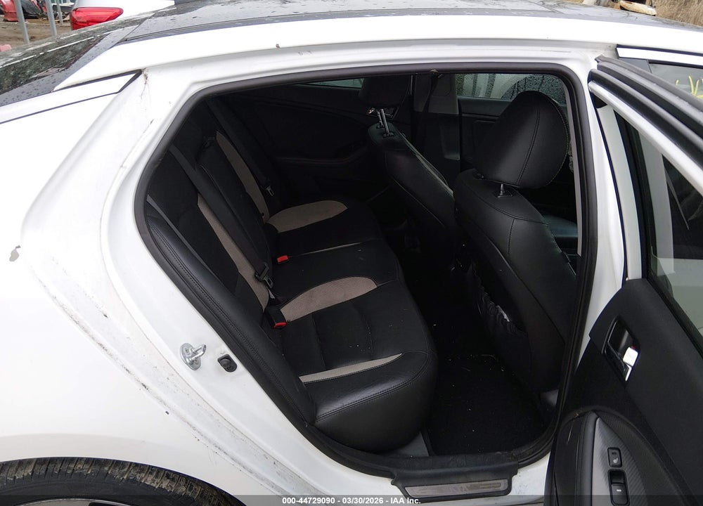 2012 KIA OPTIMA SX VIN: 5XXGR4A6XCG011640