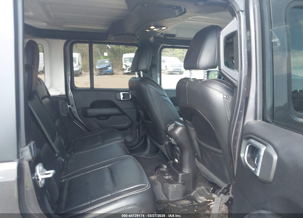 2019 JEEP WRANGLER UNLIMITED SAHARA 4X4 VIN: 1C4HJXEN9KW649258