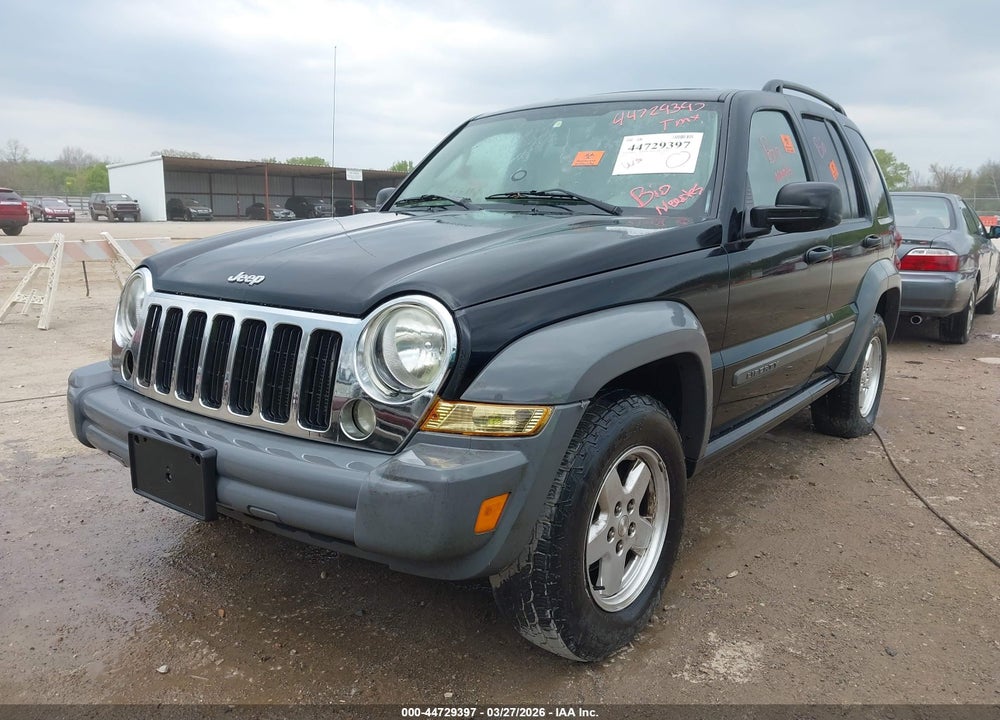 2005 JEEP LIBERTY SPORT VIN: 1J4GK48K25W549140