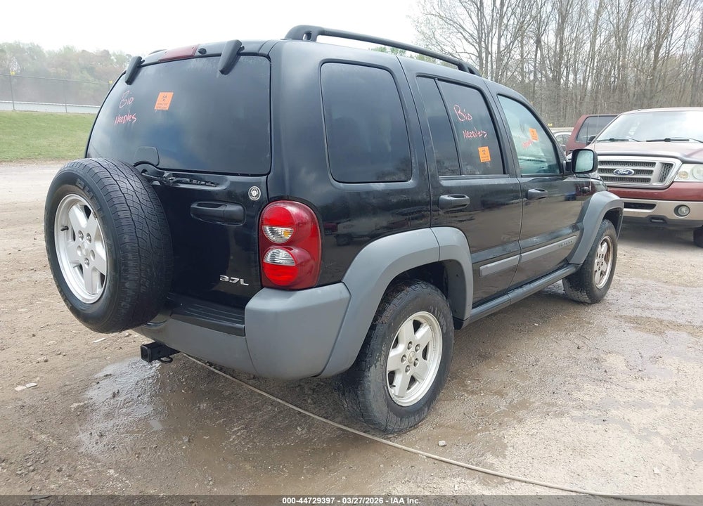 2005 JEEP LIBERTY SPORT VIN: 1J4GK48K25W549140