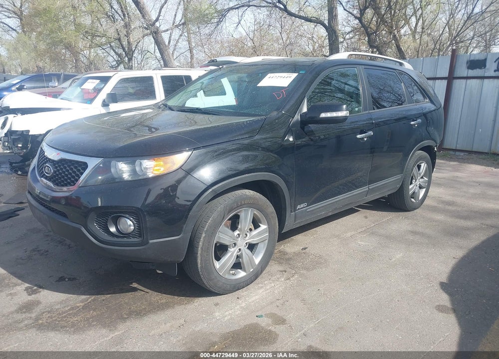 2013 KIA SORENTO EX V6 VIN: 5XYKUDA23DG395649