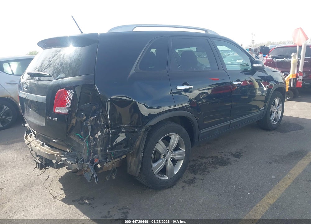 2013 KIA SORENTO EX V6 VIN: 5XYKUDA23DG395649