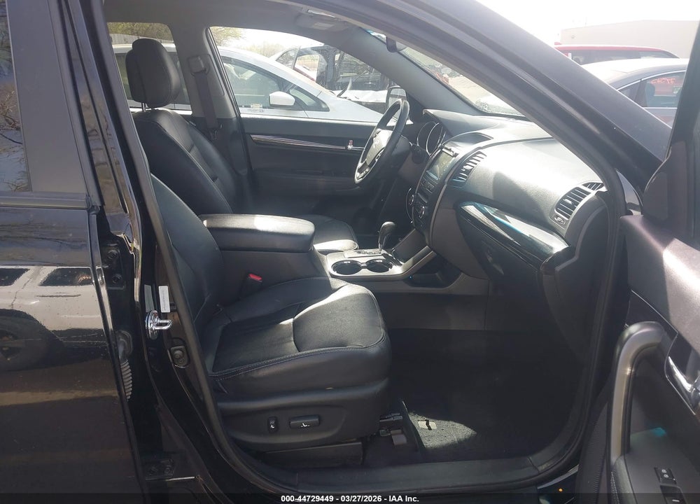 2013 KIA SORENTO EX V6 VIN: 5XYKUDA23DG395649