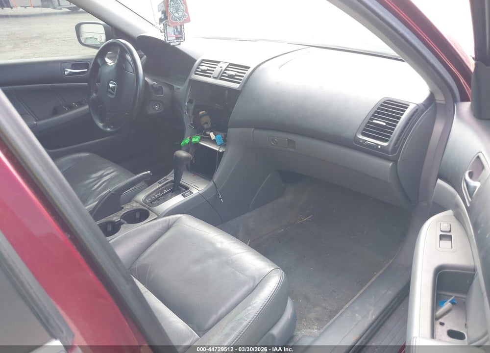 2005 HONDA ACCORD 3.0 EX VIN: 1HGCM66595A048803