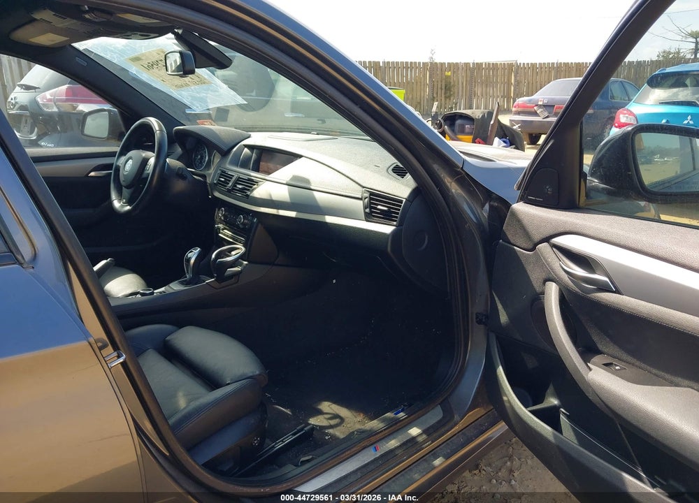 2015 BMW X1 SDRIVE28I VIN: WBAVM1C54FVZ93860