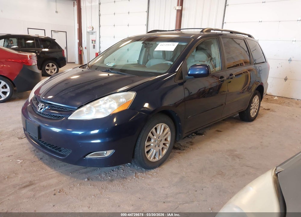 2007 TOYOTA SIENNA XLE VIN: 5TDBK22C97S007932