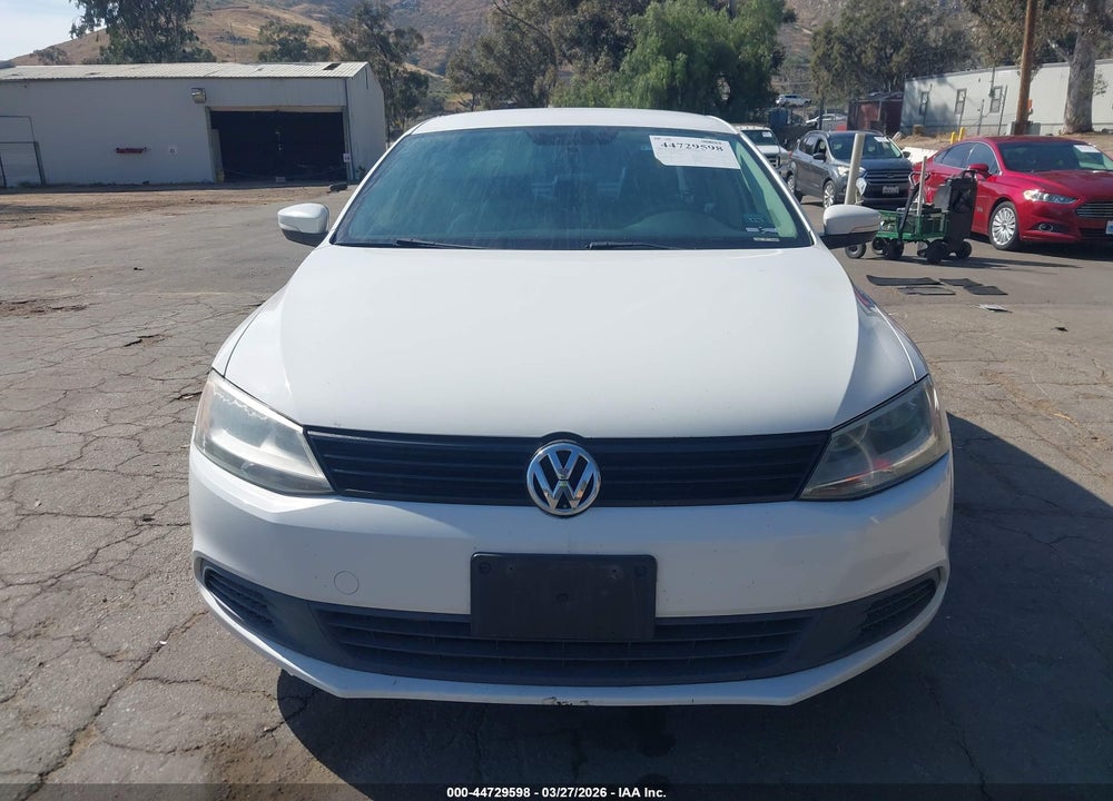 2012 VOLKSWAGEN JETTA 2.5L SE VIN: 3VWDP7AJ2CM350077