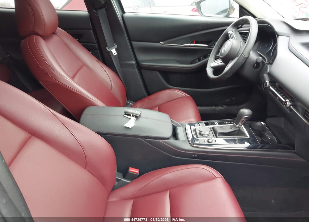2025 MAZDA CX-30 2.5 S CARBON EDITION VIN: 3MVDMBCM3SM799805