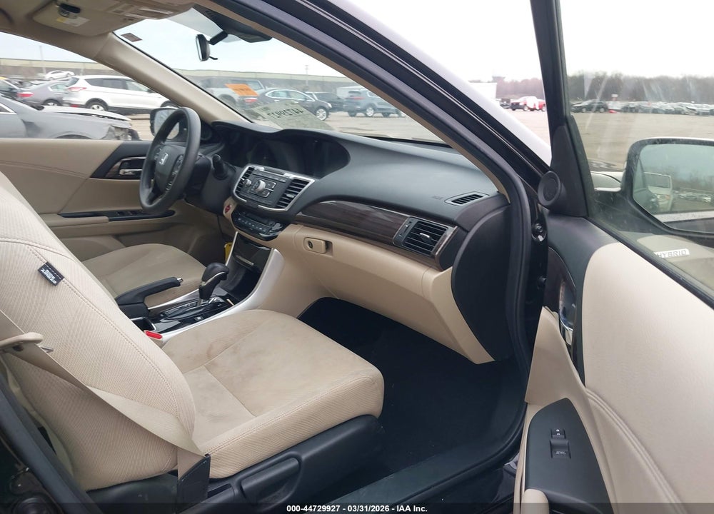 2017 HONDA ACCORD HYBRID VIN: JHMCR6F37HC013991