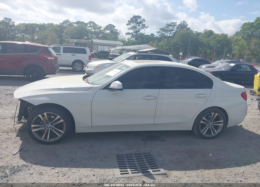 2017 BMW 330I XDRIVE VIN: WBA8D9C54HK677830