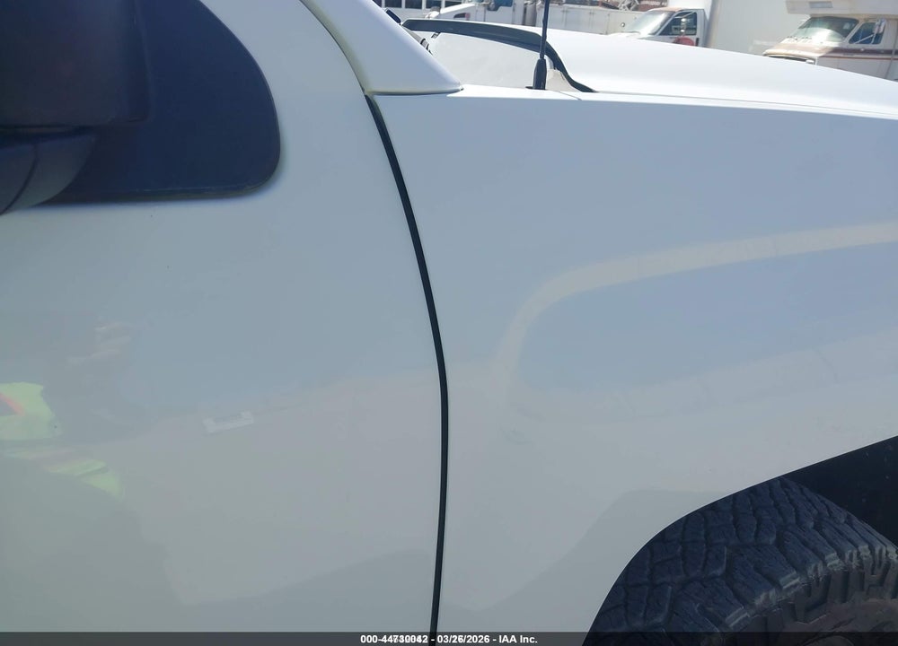 2018 CHEVROLET SILVERADO 2500HD WT VIN: 1GC1KUEGXJF260481