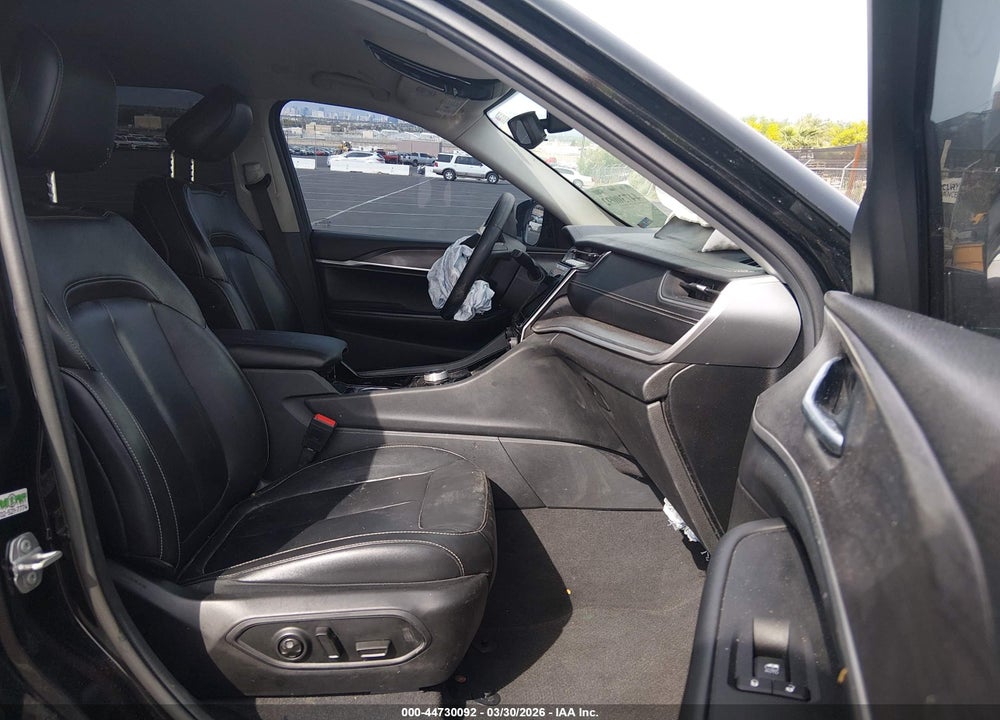 2022 JEEP GRAND CHEROKEE L LIMITED 4X4 VIN: 1C4RJKBG2N8551744