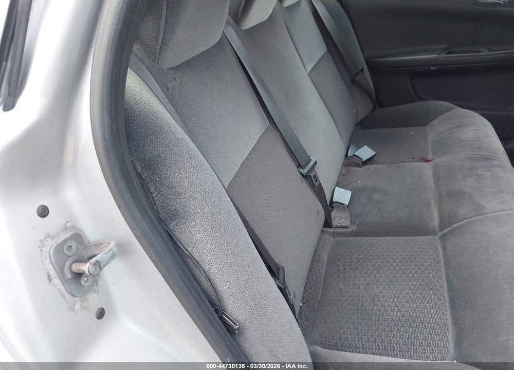 2010 CHEVROLET IMPALA LS VIN: 2G1WA5EK2A1123814